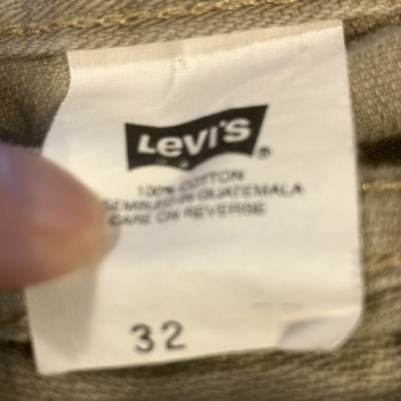 Levi’s Tan Denim Shorts, 12” High Rise 9” Inseam Size 32 Vintage - Picture 2 of 6